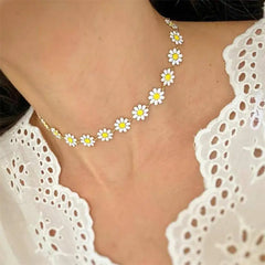 Korean Flower Daisy Clavicle Chain